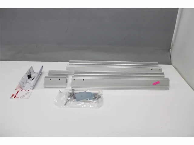Fiamma f 65 / s adapter kit mercedes sprinter - afbeelding 1 van  2