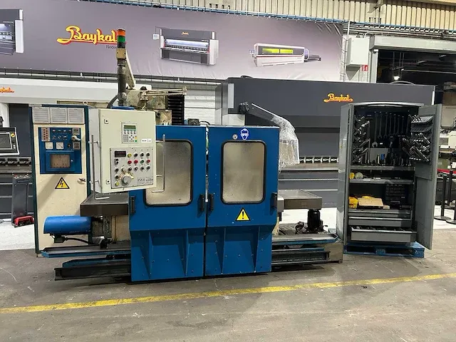 Fias berico - af 1530x750x750 - cnc freesmachine - afbeelding 39 van  43