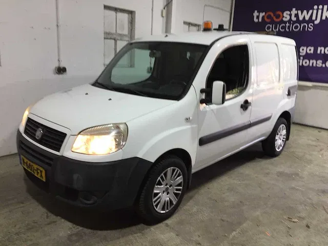 Fiat - 1.3 mj basis - bedrijfswagen - afbeelding 1 van  19