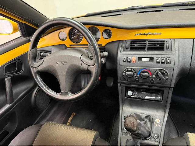 Fiat - 16v turbo - coupé - pininfarina - personenauto - 1995 - afbeelding 4 van  24
