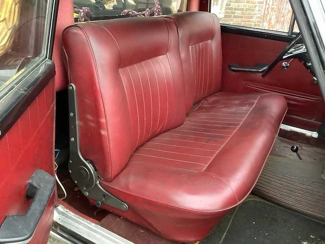 Fiat - 1963 - 1800b - personenauto - afbeelding 10 van  35