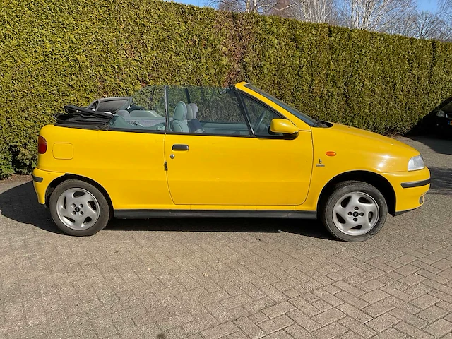 Fiat - 1995 - punto cabrio - nx-nr-43 - afbeelding 21 van  32