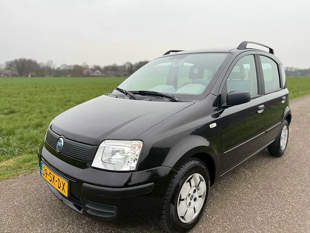Fiat - 2006 - panda - 1.1 young - 39-sk-dx - afbeelding 1 van  12
