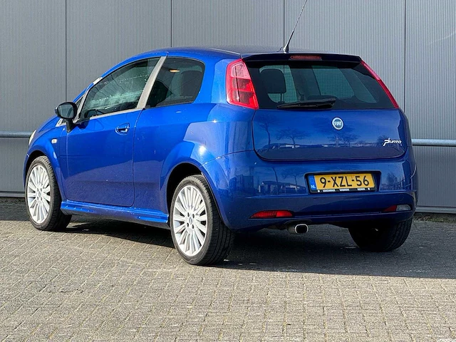 Fiat - 2007 - punto - 1.4-16v dynamic - 9-xzl-56 - afbeelding 8 van  12