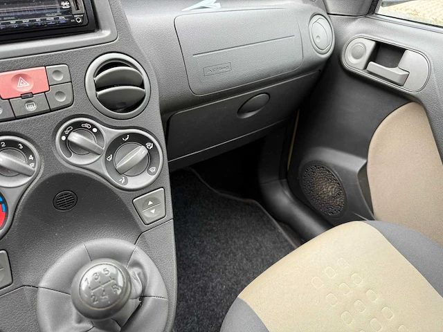 Fiat - 2009 - panda - 1.2 emotion - kh-558-x - afbeelding 2 van  12