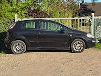 Fiat - 2011 - punto evo - 1.3 m-jet dynamic - 70-rdr-7 - afbeelding 10 van  16