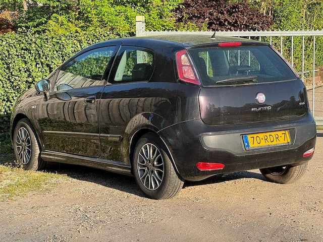 Fiat - 2011 - punto evo - 1.3 m-jet dynamic - 70-rdr-7 - afbeelding 12 van  16