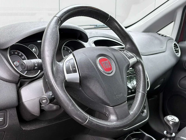 Fiat - 2012 - punto evo - 0.9 twinair easy - 76-xtf-5 - afbeelding 2 van  19