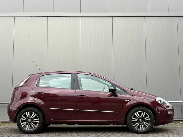 Fiat - 2012 - punto evo - 0.9 twinair easy - 76-xtf-5 - afbeelding 14 van  19