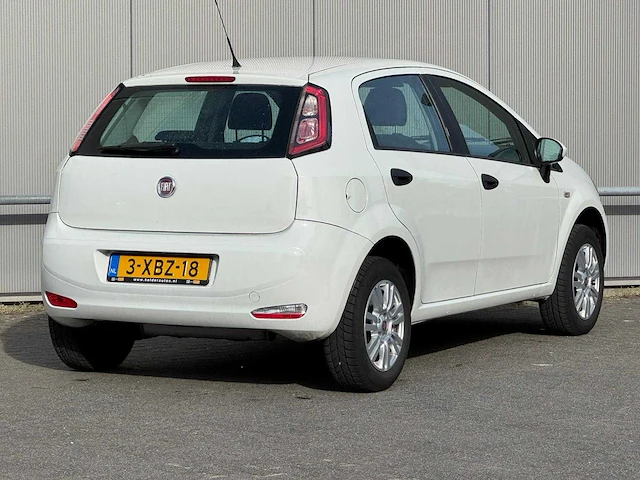 Fiat - 2014 - punto evo - 1.4 nat. pow. street - 3-xbz-18 - afbeelding 12 van  17