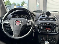 Fiat - 2014 - punto evo - 1.4 nat. pow. street - 3-xbz-18 - afbeelding 17 van  17