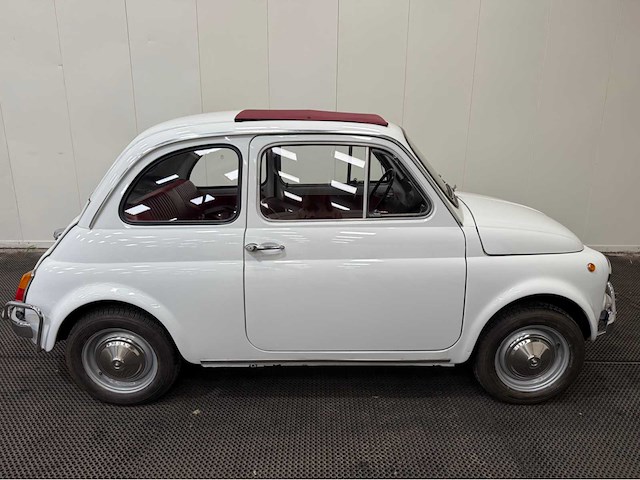 Fiat - 500 - oldtimer - 1969 - afbeelding 5 van  34