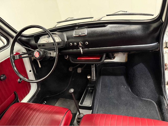 Fiat - 500 - oldtimer - 1969 - afbeelding 8 van  34