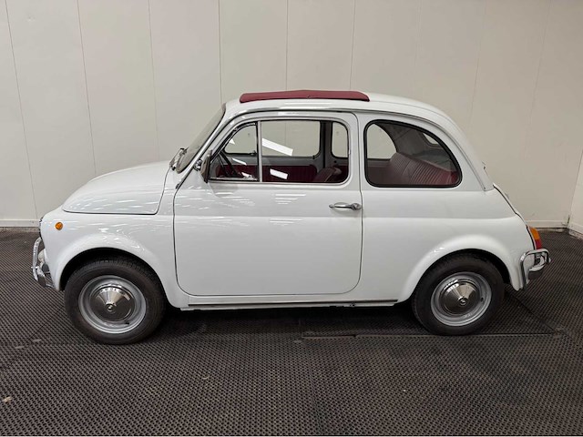 Fiat - 500 - oldtimer - 1969 - afbeelding 29 van  34