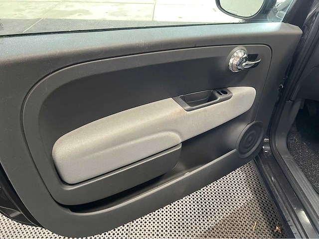 Fiat - 500 - personenauto - 2014 - afbeelding 13 van  28