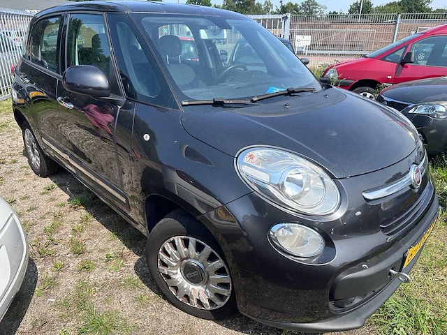Fiat - 500 l - 0.9 twinair easy - 6-tvs-45 - afbeelding 14 van  17