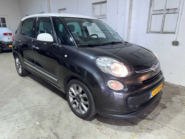 Fiat - 500 l - 0.9 twinair easy eco - 3-xpd-94 - afbeelding 18 van  20