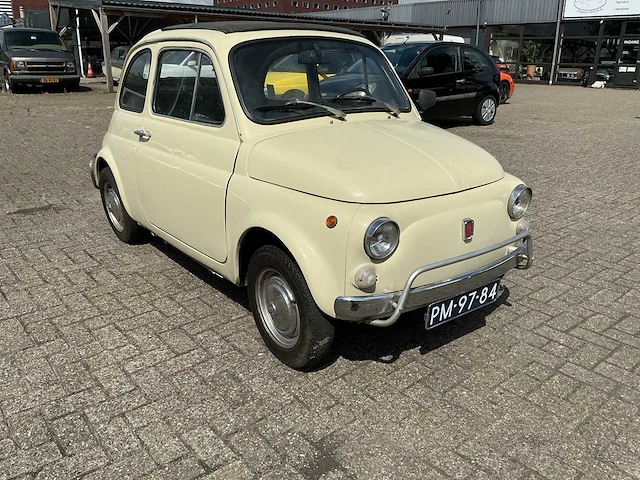 Fiat - 500 l - 500 - oldtimer - afbeelding 2 van  8