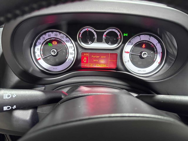 Fiat - 500 l living - 0.9 twinair lnge 7pers. - 7-xdf-94 - afbeelding 2 van  22