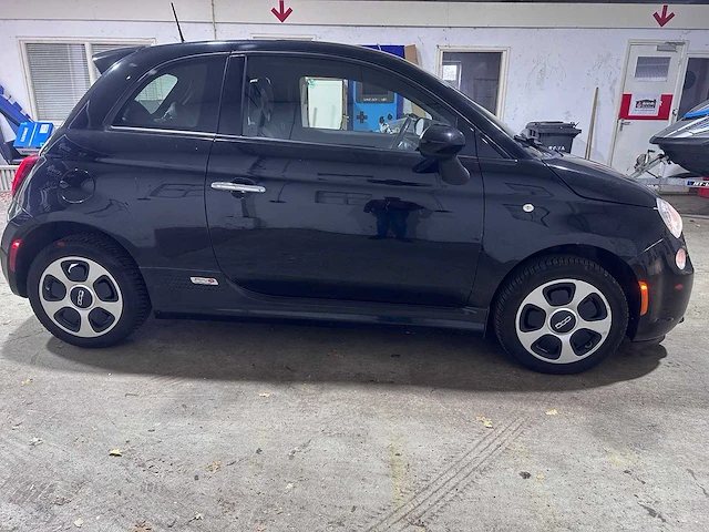 Fiat - 500e 24kwh - g-788-jt - afbeelding 14 van  17