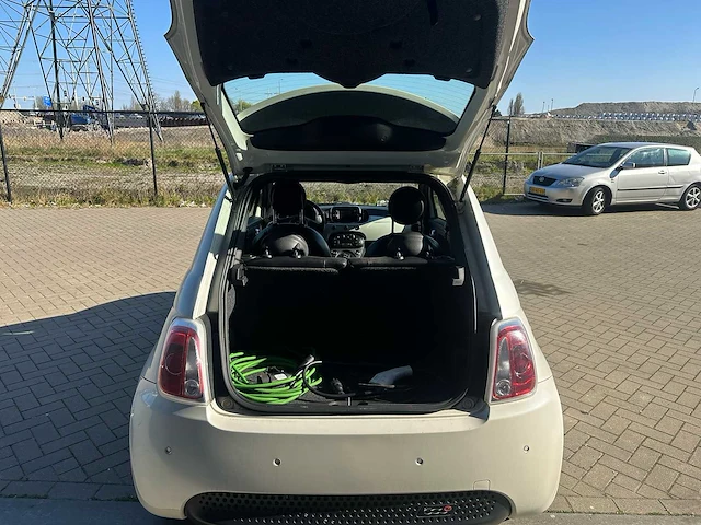 Fiat - automaat - 2015 - 500 - e 24kwh - personenauto - afbeelding 16 van  17