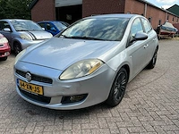 Fiat - bravo - 1.4 dynamic - personenauto - afbeelding 1 van  12