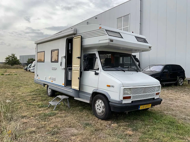 Fiat - camper - afbeelding 44 van  48