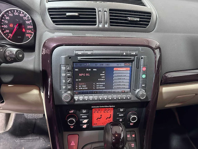 Fiat - croma - 2.2-16v emotion automaat- 03-tt-sl - afbeelding 5 van  23