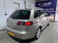 Fiat - croma - 2.2-16v emotion automaat- 03-tt-sl - afbeelding 19 van  23