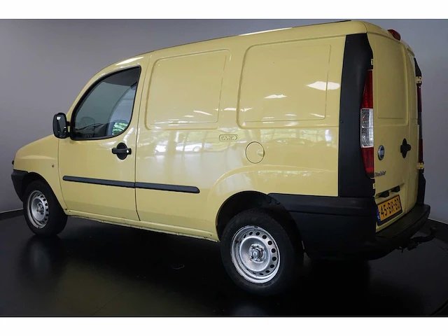 Fiat - doblò - 1.2 - van - afbeelding 12 van  14