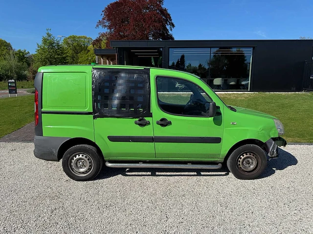 Fiat - doblò - 1.3 mj basis - 8-vdj-25 - 2009 - afbeelding 2 van  22