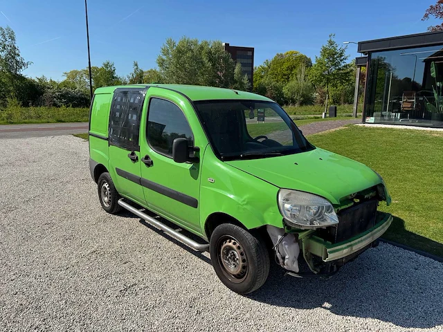 Fiat - doblò - 1.3 mj basis - 8-vdj-25 - 2009 - afbeelding 22 van  22