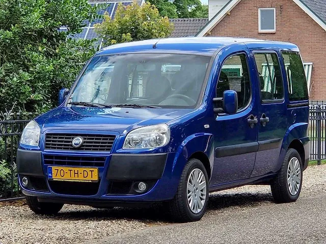 Fiat - doblò - 1.4 family plus - 70-th-dt - 2006 - afbeelding 1 van  23