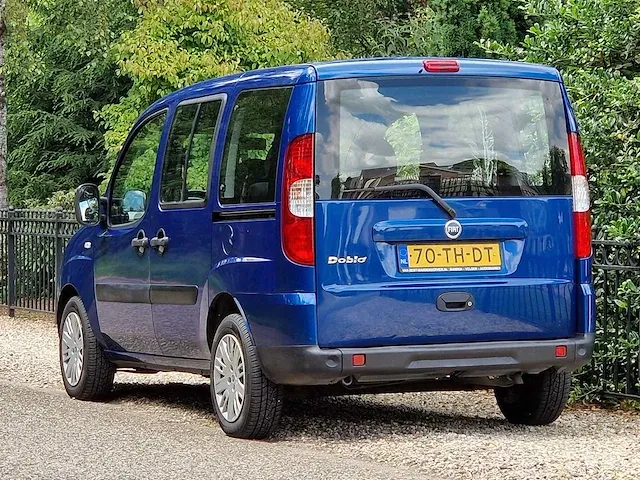 Fiat - doblò - 1.4 family plus - 70-th-dt - 2006 - afbeelding 21 van  23
