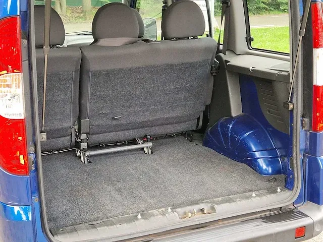 Fiat - doblò - 1.4 family plus - 70-th-dt - 2006 - afbeelding 23 van  23