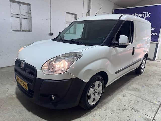 Fiat - doblò cargo - 1.3 m-jet sx - vz-042-h - afbeelding 1 van  17