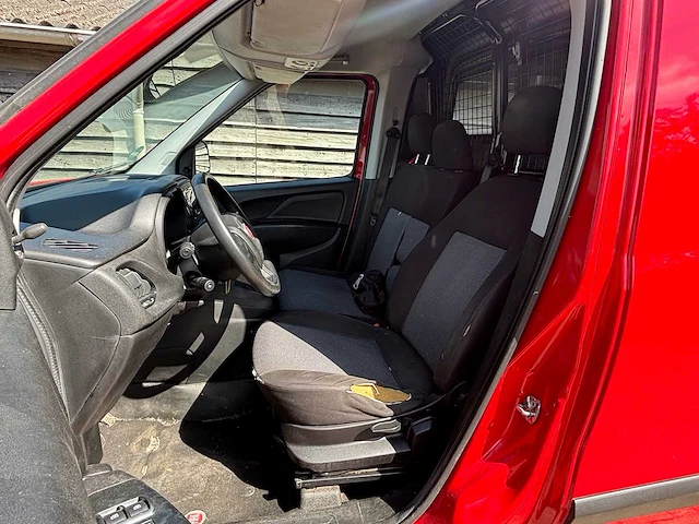 Fiat - doblò cargo - 1.3 mj l2h1 - 2015 - van - afbeelding 2 van  28