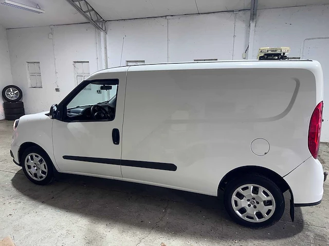 Fiat - doblò cargo - 1.4 t-jet cng l2h1sx - v-883-zz - afbeelding 2 van  17