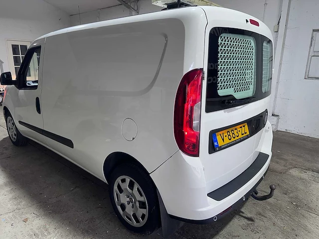 Fiat - doblò cargo - 1.4 t-jet cng l2h1sx - v-883-zz - afbeelding 3 van  17