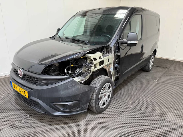 Fiat - doblò cargo - bedrijfswagen - 2019 - afbeelding 1 van  27