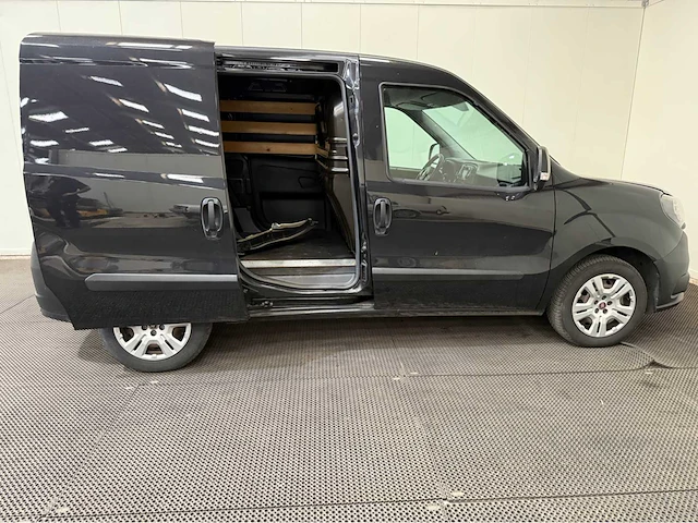 Fiat - doblò cargo - bedrijfswagen - 2019 - afbeelding 22 van  27