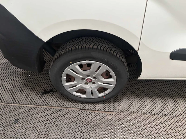 Fiat - doblò cargo 2018 - 1.3 mj l1h1 actual - 2018 - van - afbeelding 17 van  28