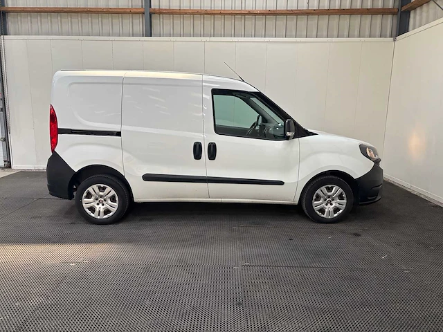Fiat - doblò cargo 2018 - 1.3 mj l1h1 actual - 2018 - van - afbeelding 24 van  28