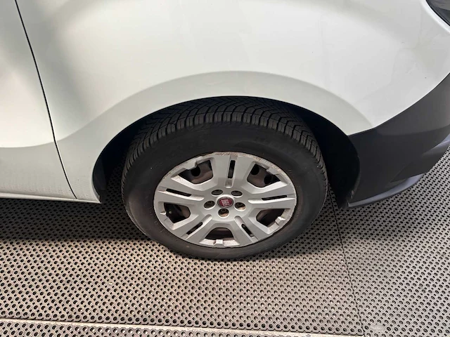 Fiat - doblò cargo 2018 - 1.3 mj l1h1 actual - 2018 - van - afbeelding 16 van  28
