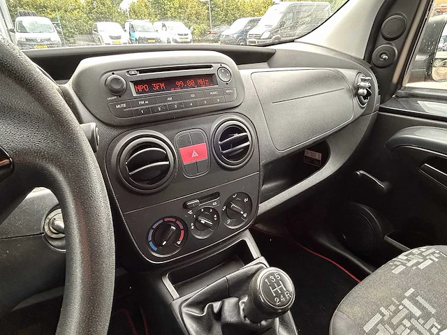 Fiat - fiorino - 1.4 benzine - bedrijfswagen - afbeelding 4 van  15
