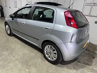 Fiat - grande punto - 1.2 dynamic - 49-gjj-8 - afbeelding 13 van  19