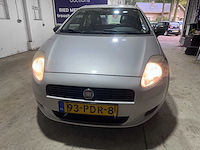 Fiat - grande punto - 1.3 m-jet actual - 93-pdr-8 - afbeelding 16 van  18