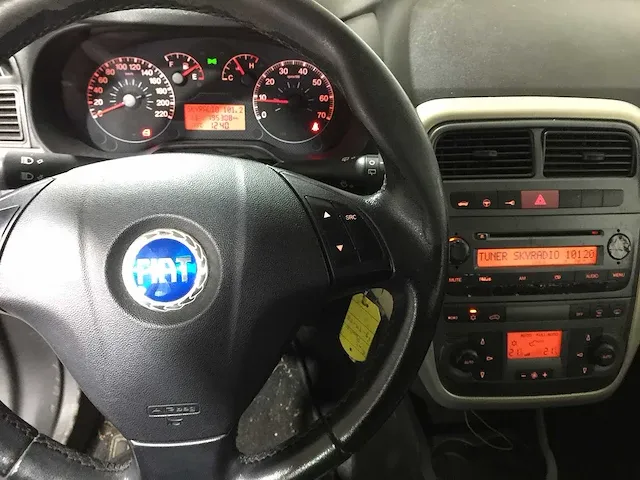 Fiat - grande punto - 1.4 edizione prima - 69-tr-sz - afbeelding 13 van  16