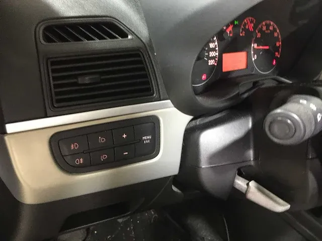 Fiat - grande punto - 1.4 edizione prima - 69-tr-sz - afbeelding 16 van  16
