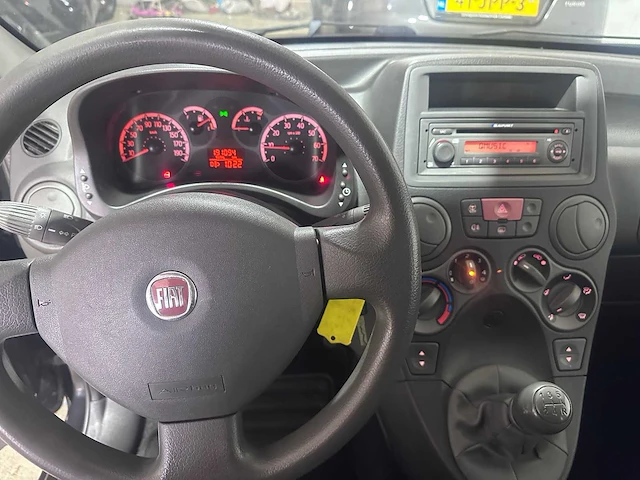 Fiat - panda - 1.2 edizione cool - 84-lzs-6 - afbeelding 17 van  17
